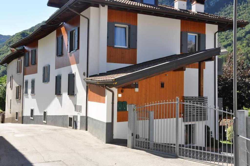 Casa Vacanze - Green Garden Molina di Ledro Exterior foto